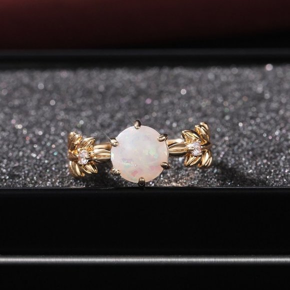 🦋 Dainty Opal CZ Gold Plated Beautiful Fashion Leaf Trendy RingWomen,UNVN12038 - Picture 1 of 6